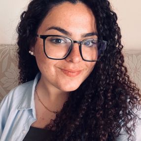 Giuliana, Babysitter in Llíria