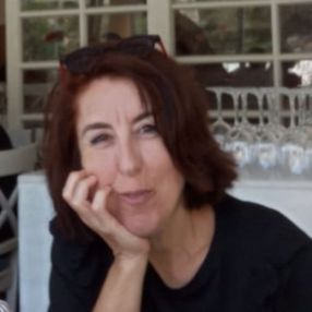 NEUS, Babysitter in Sant Joan de Labritja