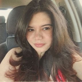 Karen, Niñera o canguro en Guillena