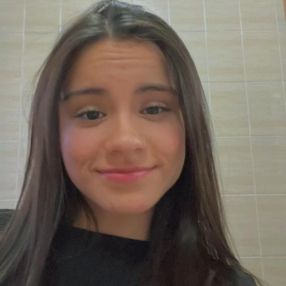 Adriana, Niñera o canguro en Huércal-Overa
