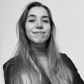 Maria de la O, Niñera o canguro en Algete