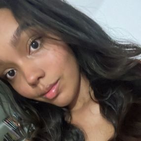 Isabela, Niñera o canguro en Lardero