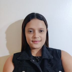 Jenny paola, Babysitter in La Vall d'Uixó
