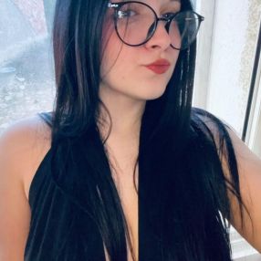 Nayara, Babysitter in Vallmoll