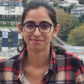 Bruna, Niñera o canguro en Rentería