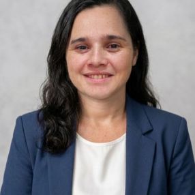 Ramona Francisca, Niñera o canguro en Camas
