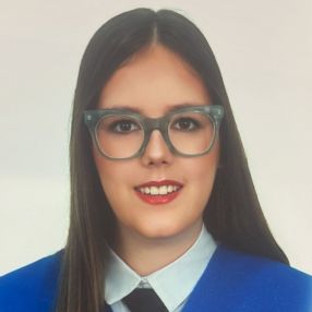Marta, Niñera o canguro en Lebrija