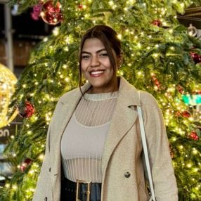 Dayana, Niñera o canguro en Binéfar