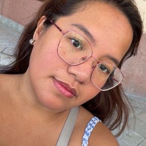 Anne, Niñera o canguro en Zujaira
