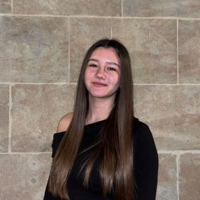 Carla, Niñera o canguro en Solsona