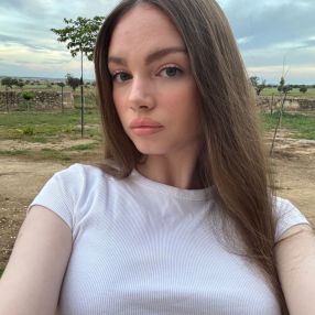Lara, Babysitter in Hinojosa del Duque