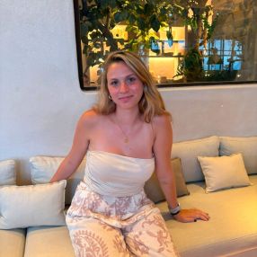 Paola, Niñera o canguro en Massamagrell