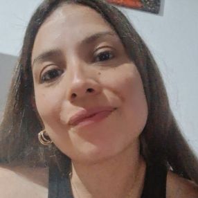 Yanina mabel, Niñera o canguro en Alhama de Almería