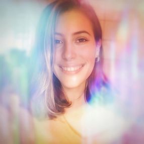 Laura, Niñera o canguro en Sangenjo