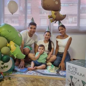 Laura, Familia en Alicante