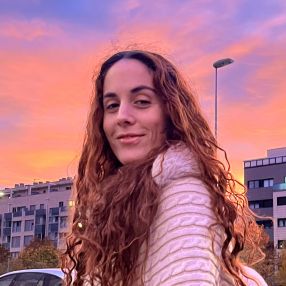Raquel, Niñera o canguro en Navarra