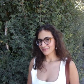 Tayla Monique, Niñera o canguro en Girona