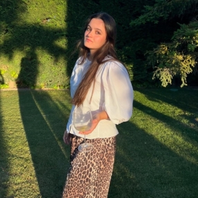 Paula, Niñera o canguro en Arroyo de la Encomienda