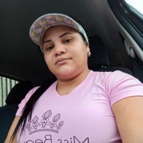 Alejandra, Niñera o canguro en Torrejón de la Calzada
