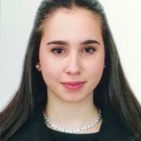 Adriana, Niñera o canguro en Cubas de la Sagra