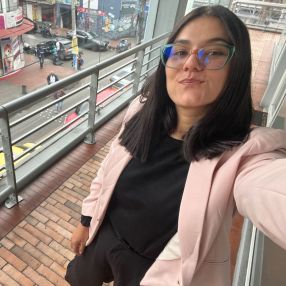 GLORIA, Niñera o canguro en Tres Cantos