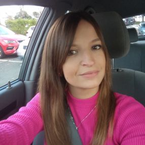 Alazne, Babysitter in Rentería