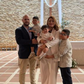 Liss, Familia en Zaragoza