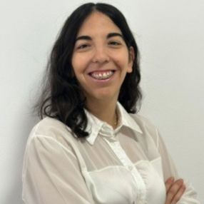 Elisabet, Niñera o canguro en Marchena