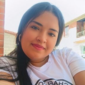 Luisa, Niñera o canguro en Parla