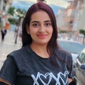 Daniela, Niñera o canguro en Caleta de Vélez