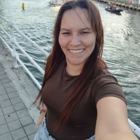 Maryelis, Babysitter in Baracaldo