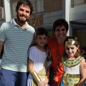 Idabel, Familia en Madrid