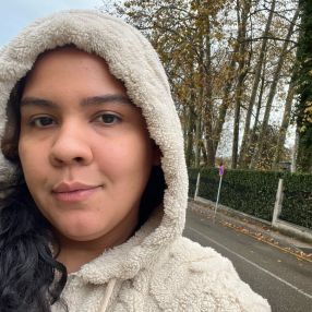 Gabriela andrea, Niñera o canguro en Liérganes