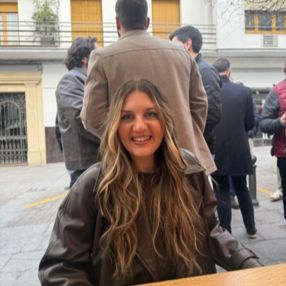 Maria, Niñera o canguro en Granada