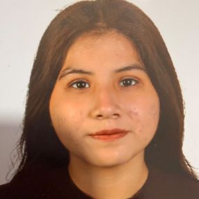 Juleysi, Babysitter in Garrucha