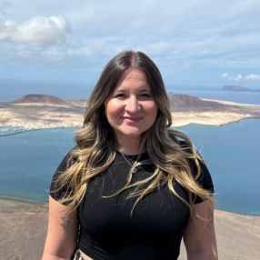 Alexandra, Babysitter in Montequinto