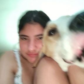 Nahomi, Babysitter in Sant Iscle de Vallalta