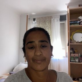Maria Francia, Niñera o canguro en Santiago y Zaraíche