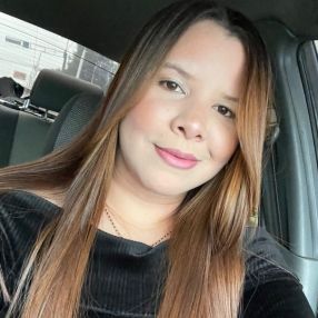 Gabriela, Niñera o canguro en Cuéllar