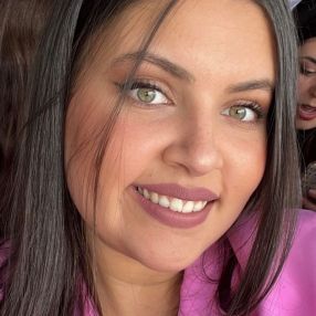 Malena, Niñera o canguro en Lebrija