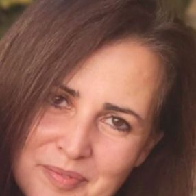 Ana Victoria, Niñera o canguro en L'Ametlla de Mar