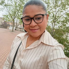 Marlyn, Niñera o canguro en Ogíjares