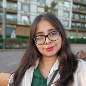 Anayelis, Niñera o canguro en Sestao