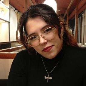 Alexandra, Niñera o canguro en Picaña