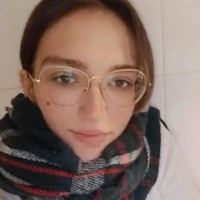 Alba, Babysitter in Palafrugell
