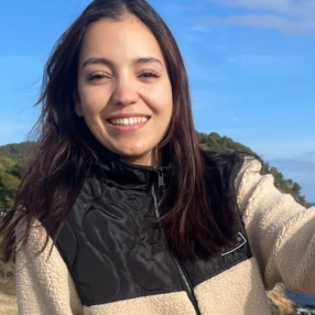 Noura, Niñera o canguro en Banyoles
