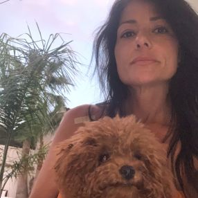Rosa, Niñera o canguro en Liria