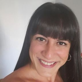Veronica, Babysitter in Rubí