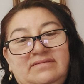 Leonor, Babysitter in Llíria