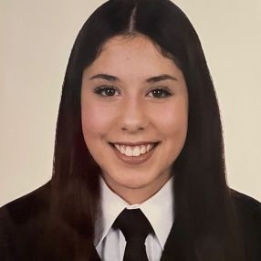 Nuria, Babysitter in Coín